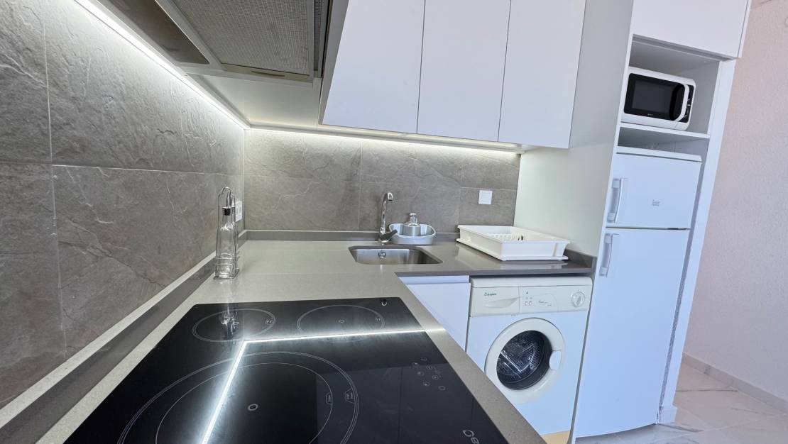 Alquiler larga estancia - Apartamento - La Mata