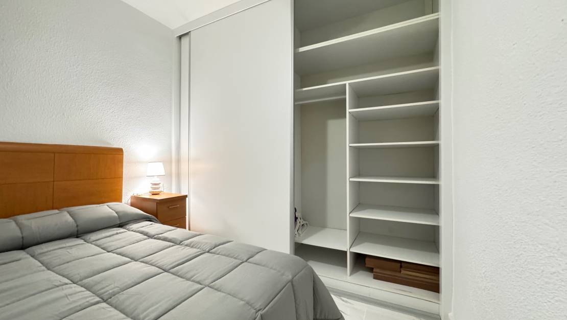 Alquiler larga estancia - Apartamento - La Mata