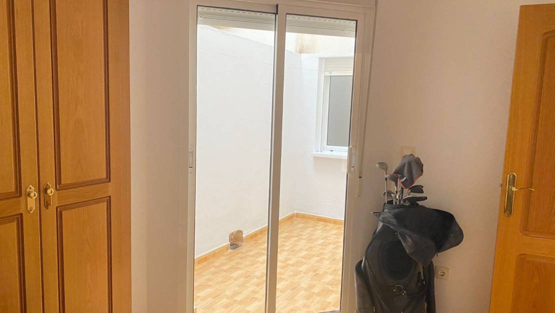 Alquiler larga estancia - Apartamento/Piso - San Miguel de Salinas