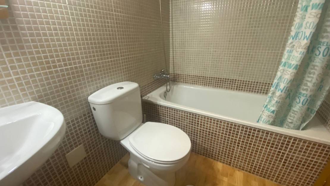 Alquiler larga estancia - Apartamento/Piso - San Miguel de Salinas