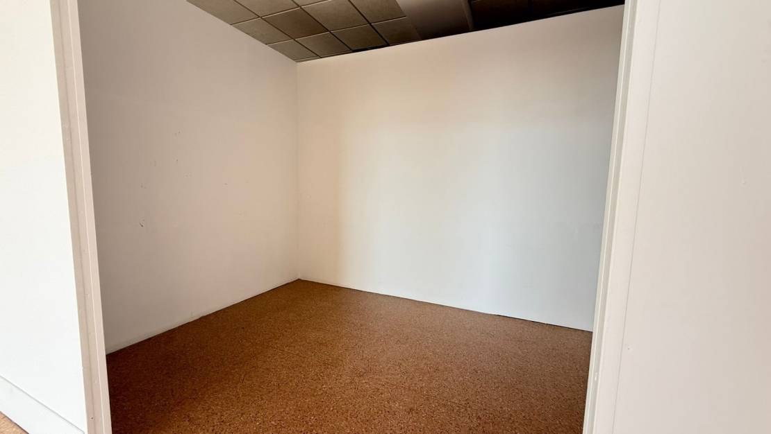 Alquiler larga estancia - Comercial - San Miguel de Salinas