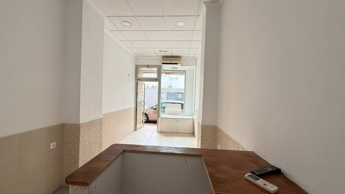 Alquiler larga estancia - Commercial property - San Miguel de Salinas