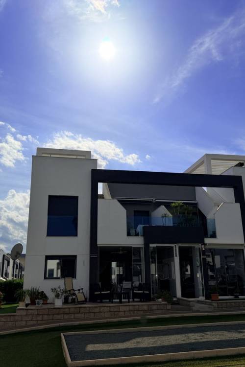 Apartment - Sale - Orihuela - La Zenia