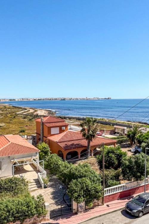 Apartment - Sale - Orihuela - Punta Prima