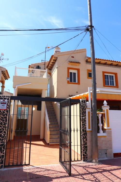 Apartment - Sale - Orihuela - Punta Prima