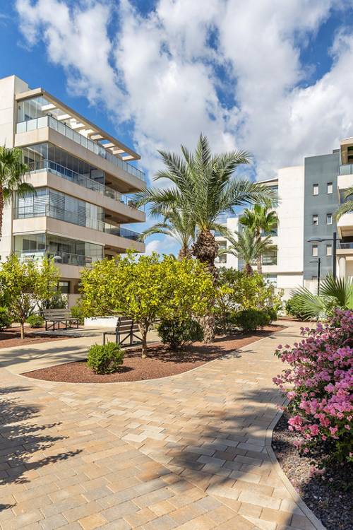 Apartment - Sale - Orihuela - Villamartin