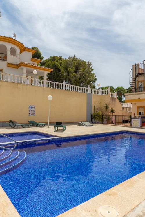 Apartment - Sale - Orihuela - Villamartin