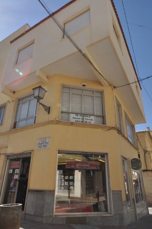 Apartment - Sale - Pinoso - Pinoso Centro