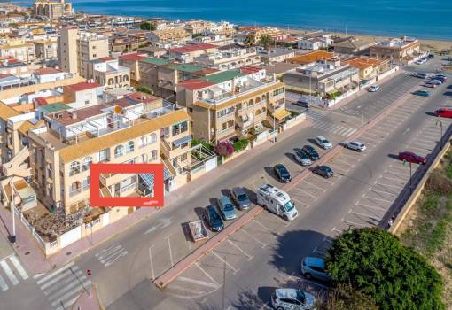 Apartment - Sale - Torrevieja - C3-92366