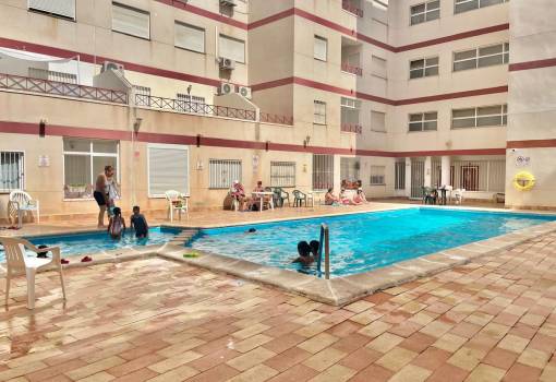 Apartment - Sale - Torrevieja - Centro