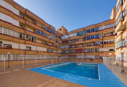 Apartment - Sale - Torrevieja - Centro