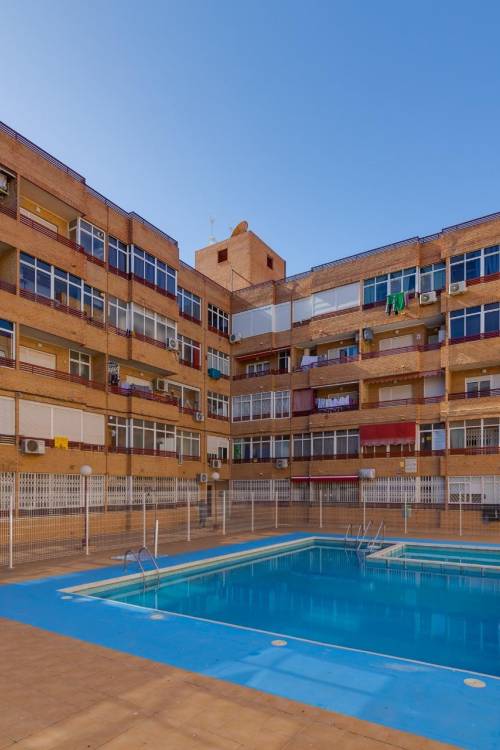 Apartment - Sale - Torrevieja - Centro