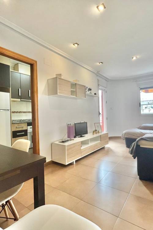 Apartment - Sale - Torrevieja - Centro