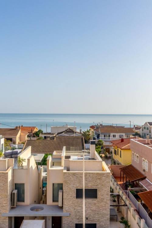 Apartment - Sale - Torrevieja - La Mata