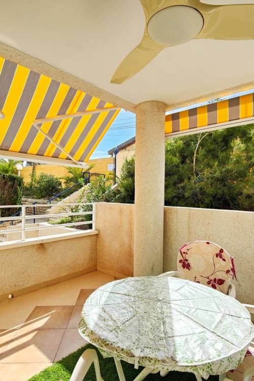 Apartment - Sale - Torrevieja - La Mata