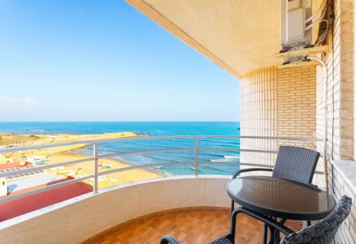 Apartment - Sale - Torrevieja - La Mata