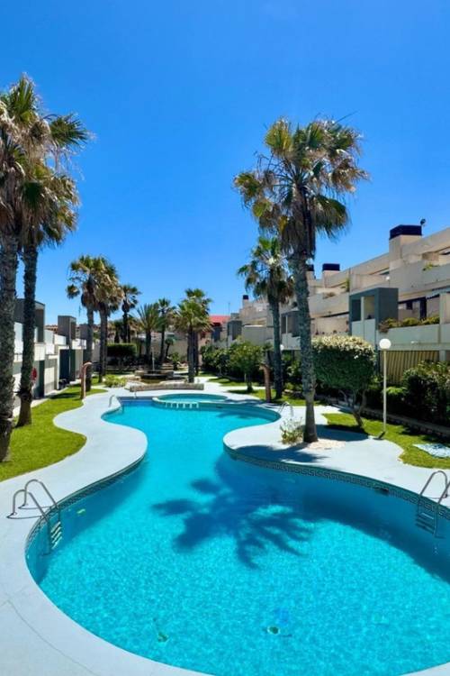 Apartment - Sale - Torrevieja - La Mata