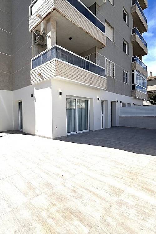Apartment - Sale - Torrevieja - La Mata
