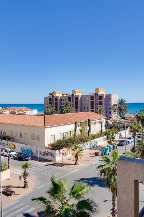 Apartment - Sale - Torrevieja - La Mata