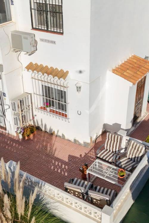 Apartment - Sale - Torrevieja - Lago jardin