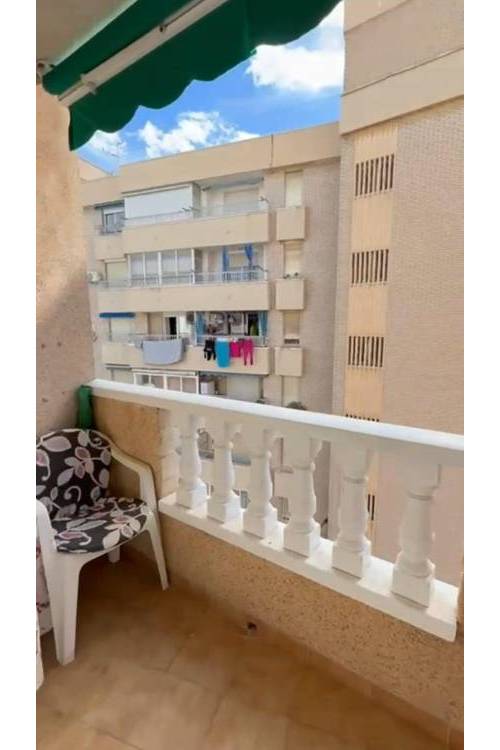 Apartment - Sale - Torrevieja - Playa de los Locos