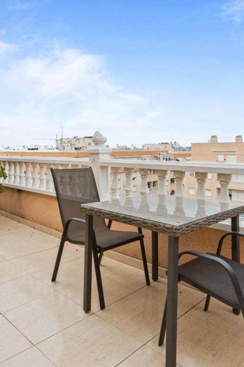 Apartment - Sale - Torrevieja - Playa de los Locos