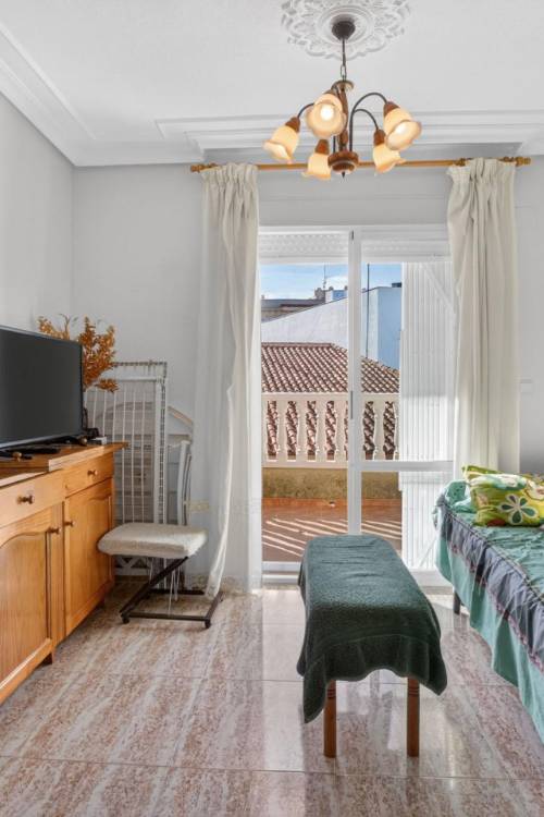 Apartment - Sale - Torrevieja - Playa de los Locos