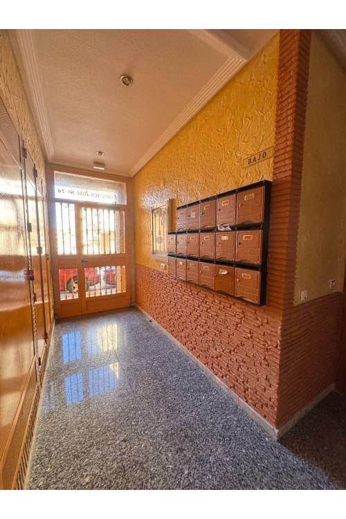 Apartment - Sale - Torrevieja - Playa de los Locos