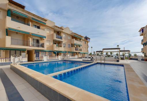 Apartment - Sale - Torrevieja - Playa de los Naufragos