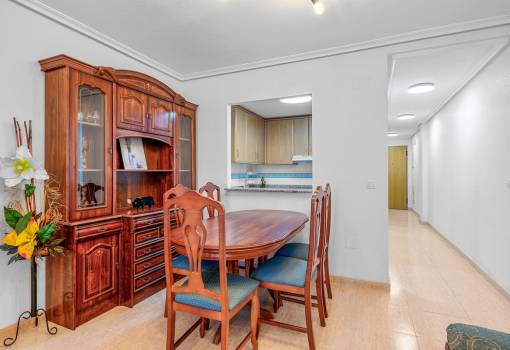 Apartment - Sale - Torrevieja - RO-56891
