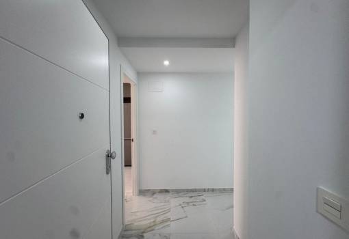 Apartment - Sale - Torrevieja - RO--86288