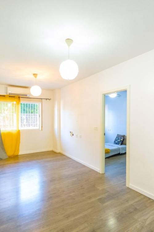 Apartment - Sale - Torrevieja - Torrevieja Centro