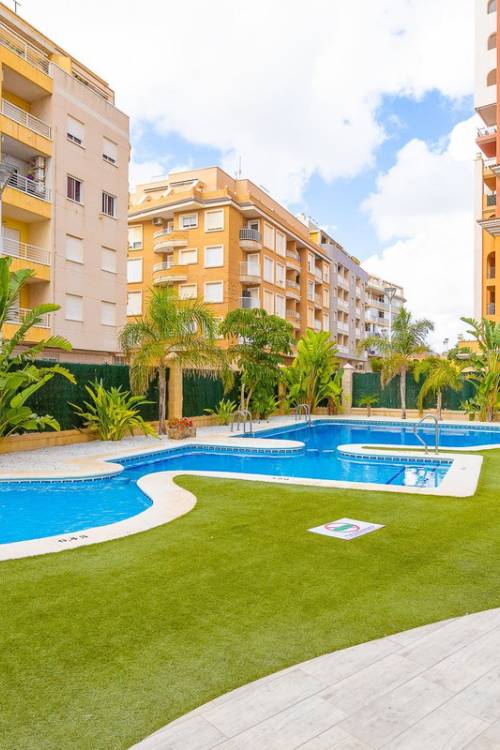 Apartment - Sale - Torrevieja - Torrevieja Centro