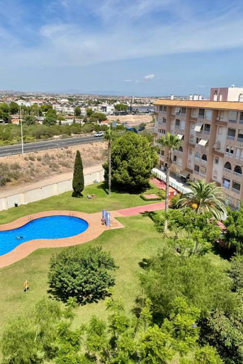 Apartment - Sale - Torrevieja - Torrevieja Centro