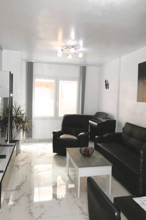 Apartment - Sale - Torrevieja - Torrevieja Centro