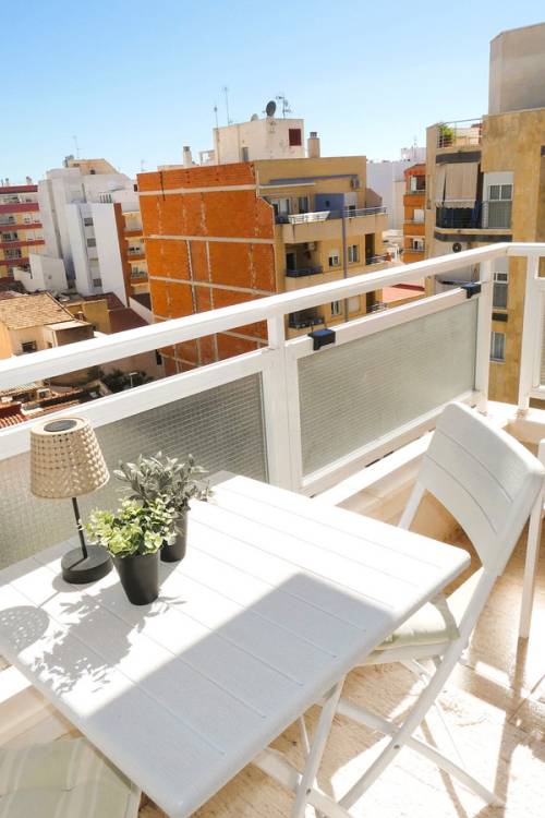 Apartment - Sale - Torrevieja - Torrevieja Centro