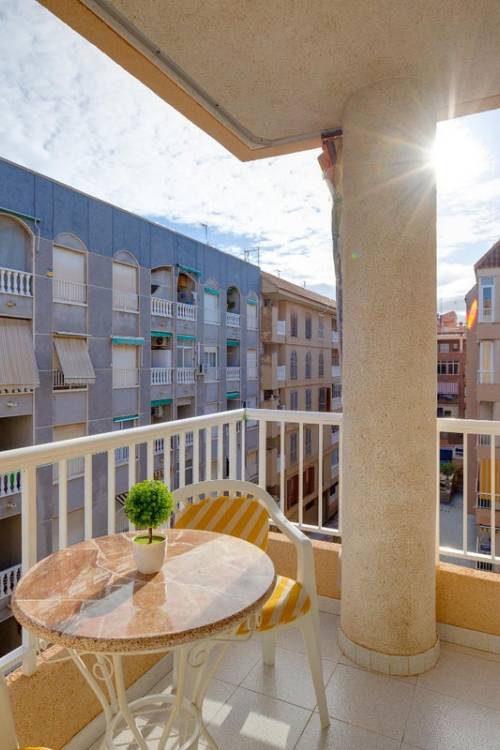 Apartment - Sale - Torrevieja - Torrevieja Centro