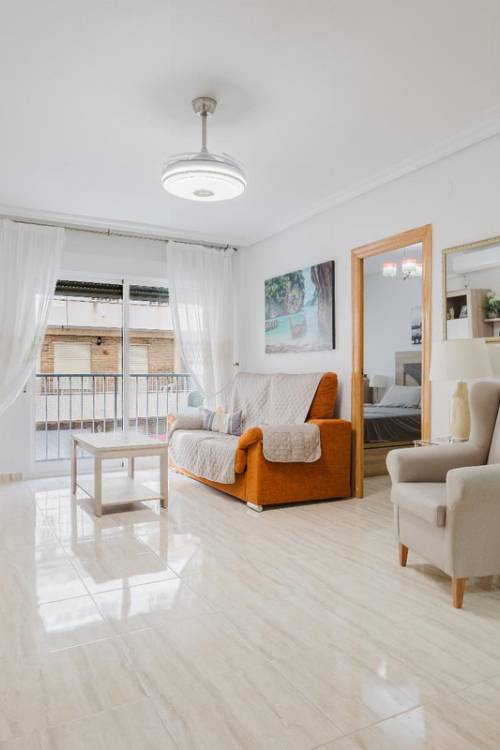 Apartment - Sale - Torrevieja - Torrevieja Centro