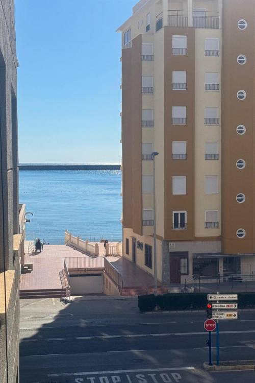 Apartment - Sale - Torrevieja - Torrevieja Centro