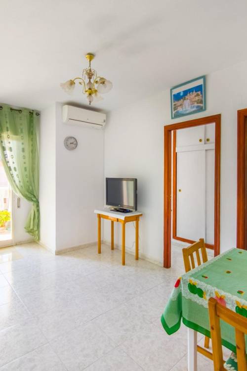 Apartment - Sale - Torrevieja - Torrevieja Centro