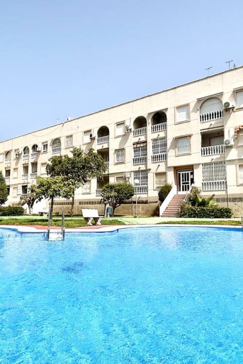 Apartment - Sale - Torrevieja - Torrevieja Centro