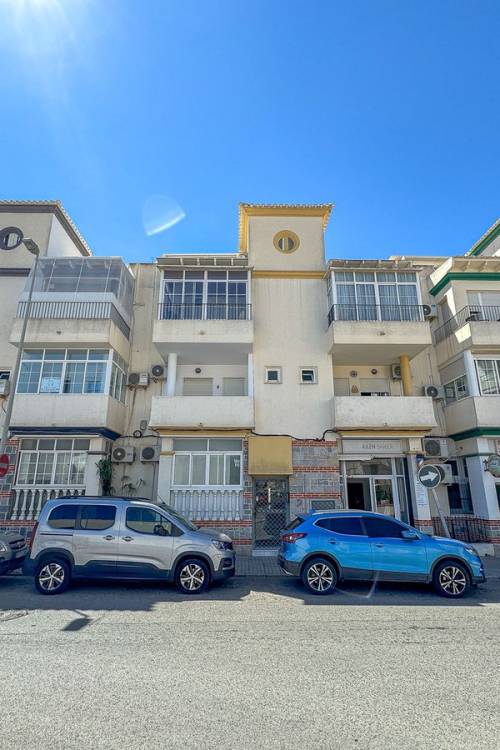 Apartment - Sale - Torrevieja - Torrevieja Centro