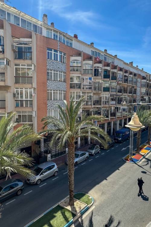 Apartment - Sale - Torrevieja - Torrevieja Centro