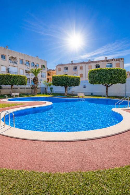 Apartment - Sale - Torrevieja - Torrevieja Centro