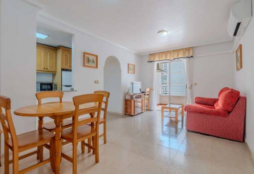 Apartment - Sale - Torrevieja - Torrevieja Centro