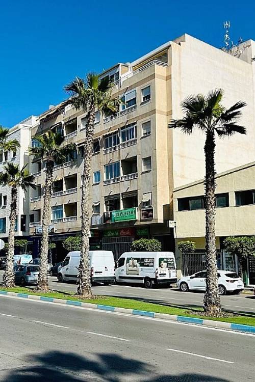 Apartment - Sale - Torrevieja - Torrevieja Centro