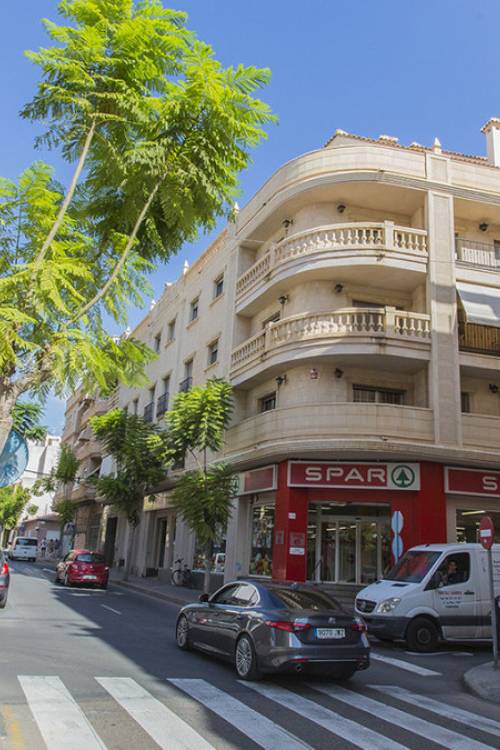 Apartment - Sale - Torrevieja - Torrevieja Centro