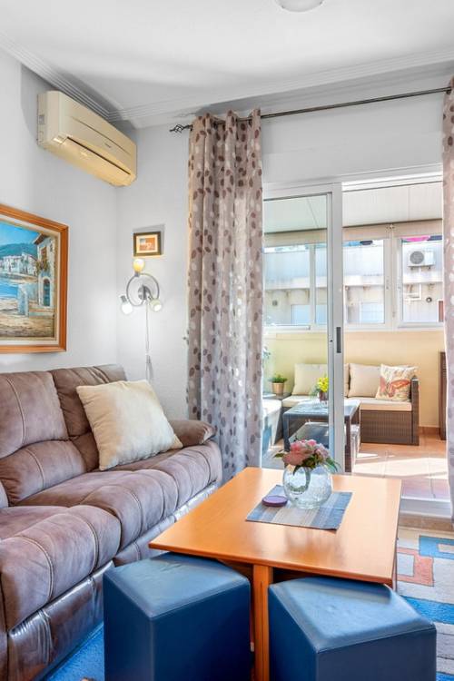 Apartment - Sale - Torrevieja - Torrevieja Centro