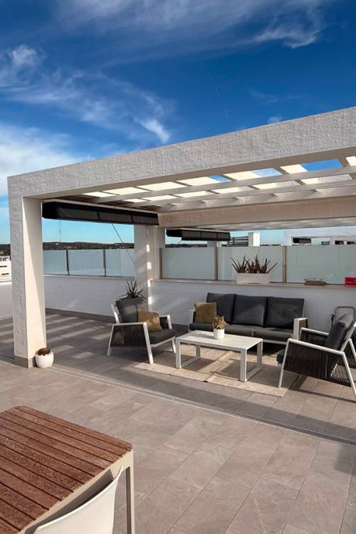 Apartment - Sale - Urbanización El Raso - Urbanización El Raso