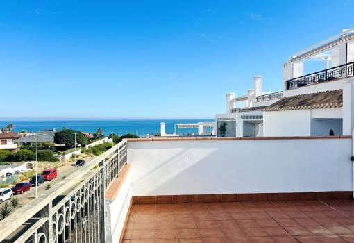 Apartment - Venta - Torrevieja - Playa De La Mata